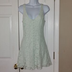 Forever 21 light mint green lace summer party dress Sz S
